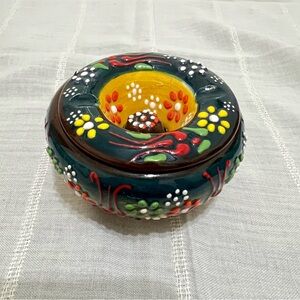 Anatolian Style Handcraft Outdoor or Indoor use Ashtray With Lid